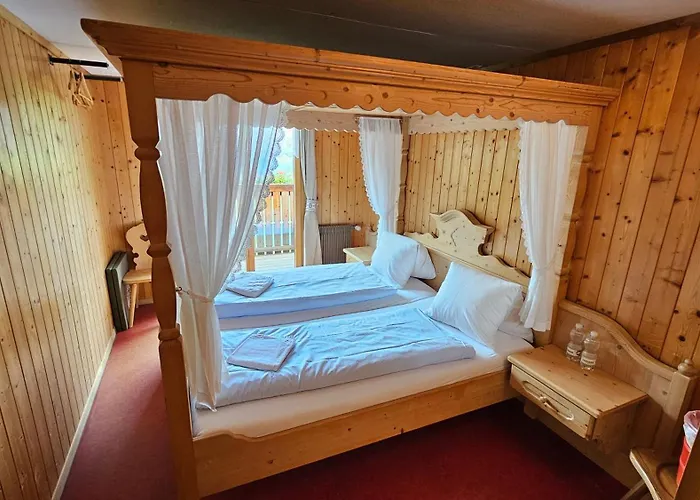 Estalagem Berggasthaus-strassberg *