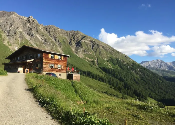 Kro Berggasthaus-strassberg *