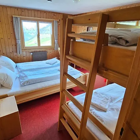 여관 Berggasthaus-strassberg *