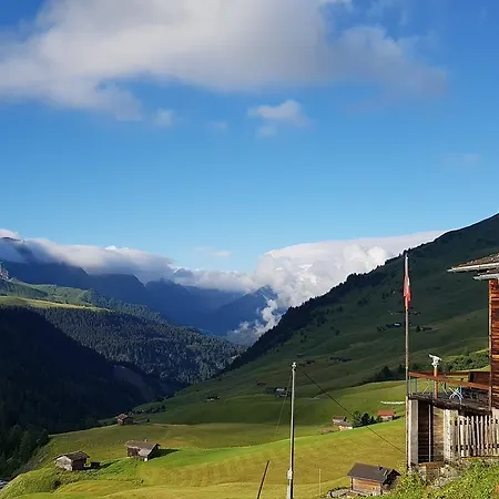 Fogadó Berggasthaus-strassberg *
