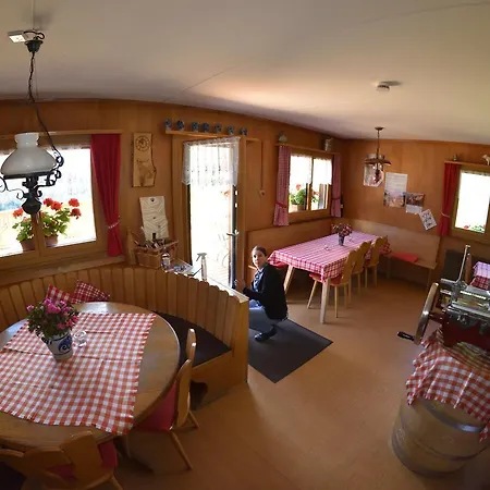 여관 Berggasthaus-strassberg *