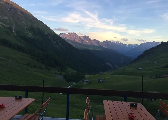 Fogadó Berggasthaus-strassberg *